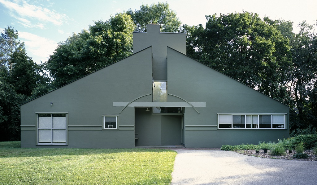 The Significance of the Vanna Venturi House